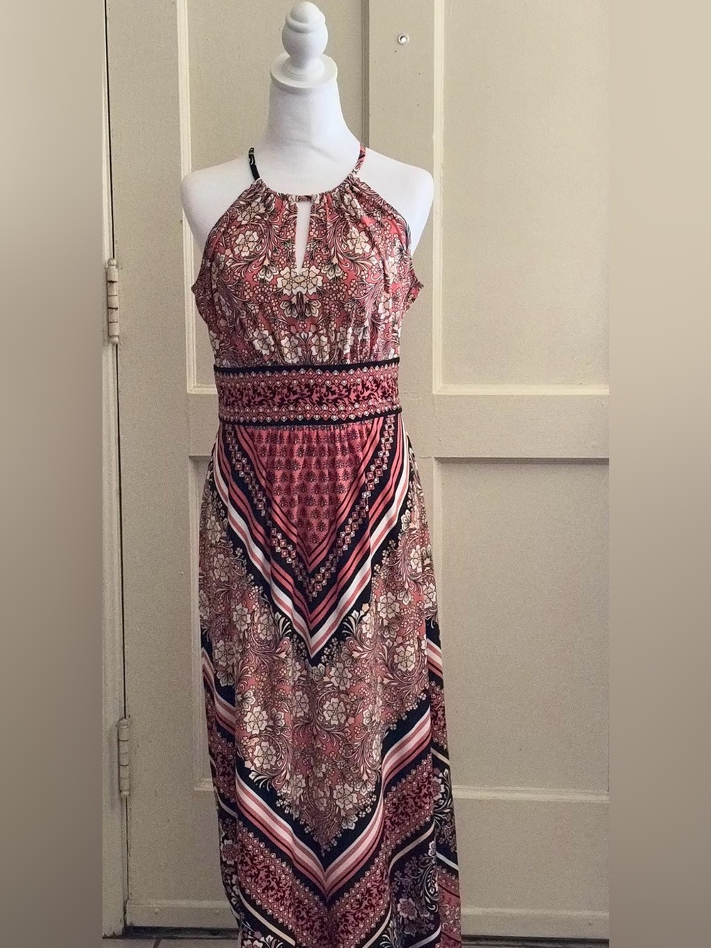 London Style Colección Boho Floral Halter Maxi Dress in Rose Print